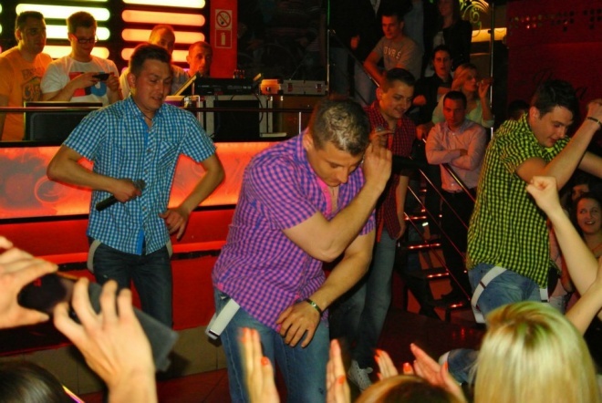 Cliver w klubie Ibiza w Zalesiu [04.05.2013] - zdjęcie #12 - eOstroleka.pl