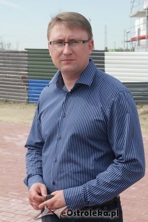 Budowa boisk przy blokach OTBS [07.05.2013] - zdjęcie #17 - eOstroleka.pl