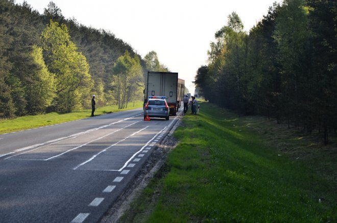 Wypadek w Laskowcu [09.05.2013] - zdjęcie #4 - eOstroleka.pl