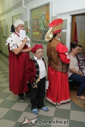 Akademia z okazji 3 maja w SOSW [09.05.2013] - zdjęcie #2 - eOstroleka.pl