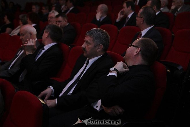 XLIV uroczysta sesja Rady Miasta Ostrołęki [12.05.2013] - zdjęcie #16 - eOstroleka.pl