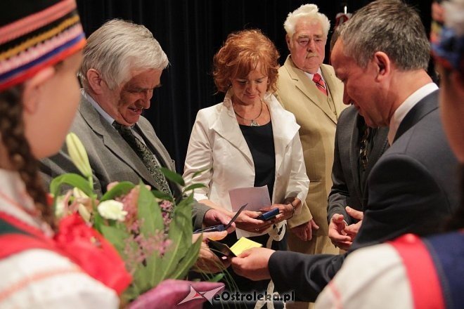 XLIV uroczysta sesja Rady Miasta Ostrołęki [12.05.2013] - zdjęcie #10 - eOstroleka.pl