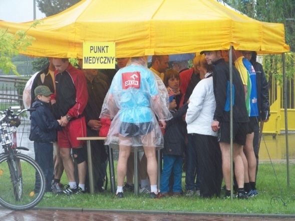 XIX Półmaraton Kurpiowski (12.05.2013) - zdjęcie #41 - eOstroleka.pl