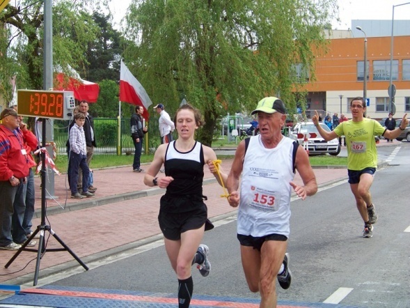 XIX Półmaraton Kurpiowski (12.05.2013) - zdjęcie #36 - eOstroleka.pl