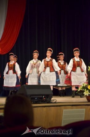 Koncert „Piękna nasza Polska cała” w OCK [12.05.2013] - zdjęcie #1 - eOstroleka.pl