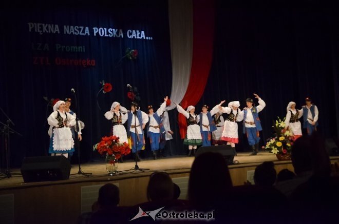 Koncert „Piękna nasza Polska cała” w OCK [12.05.2013] - zdjęcie #19 - eOstroleka.pl
