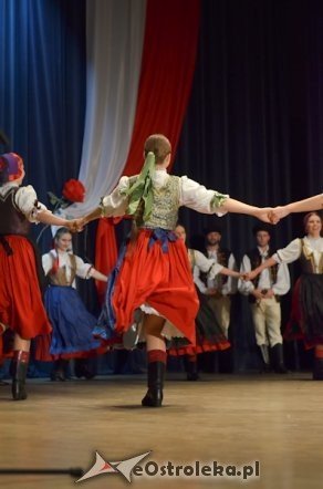 Koncert „Piękna nasza Polska cała” w OCK [12.05.2013] - zdjęcie #29 - eOstroleka.pl