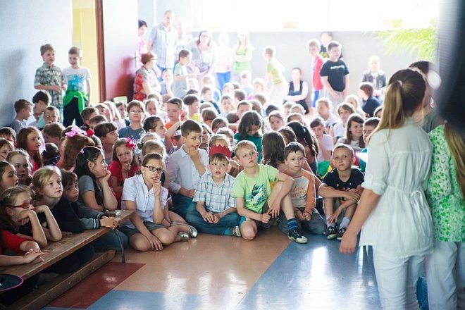 Festiwal Piosenki Dziecięce w SP nr 1 [10.05.2013] - zdjęcie #13 - eOstroleka.pl