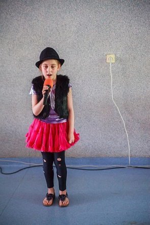 Festiwal Piosenki Dziecięce w SP nr 1 [10.05.2013] - zdjęcie #2 - eOstroleka.pl