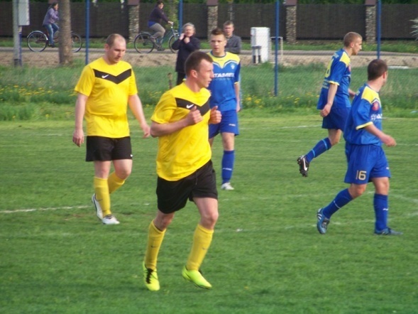 RAPORT z ligi okręgowej (12.05.2013) - zdjęcie #12 - eOstroleka.pl