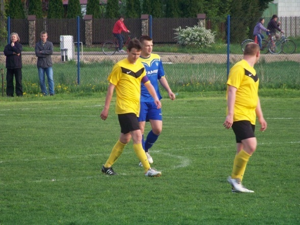 RAPORT z ligi okręgowej (12.05.2013) - zdjęcie #11 - eOstroleka.pl