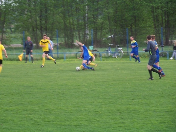 RAPORT z ligi okręgowej (12.05.2013) - zdjęcie #6 - eOstroleka.pl
