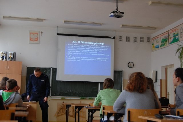 Spotkanie z policjantami w Lelisie [13.05.2013] - zdjęcie #16 - eOstroleka.pl