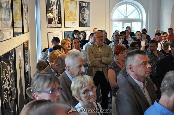 Wernisaż wystawy pt. „Plakaty” [16.05.2013] - zdjęcie #5 - eOstroleka.pl