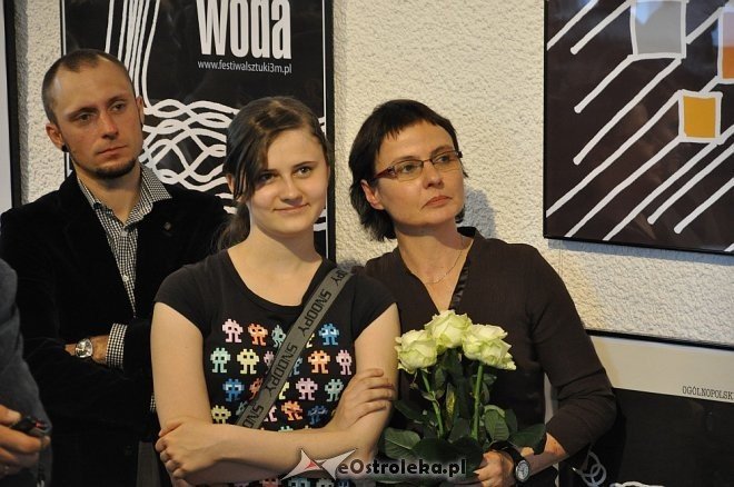 Wernisaż wystawy pt. „Plakaty” [16.05.2013] - zdjęcie #1 - eOstroleka.pl