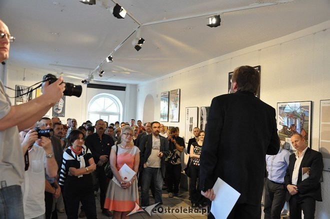 Wernisaż wystawy pt. „Plakaty” [16.05.2013] - zdjęcie #29 - eOstroleka.pl