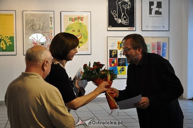 Wernisaż wystawy pt. „Plakaty” [16.05.2013] - zdjęcie #21 - eOstroleka.pl