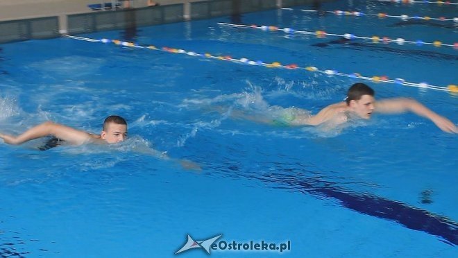 Park Wodny Aquarium: Pokaz ratownictwa wodnego dla Szkoły Promocji Zdrowia [20.05.2013] - zdjęcie #16 - eOstroleka.pl