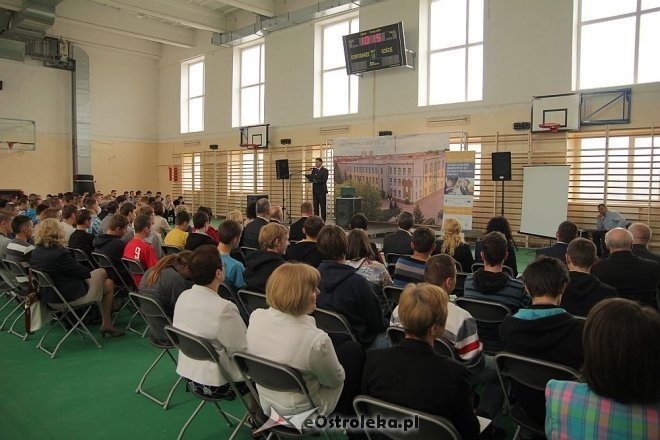 ZSZ nr 1: O stażach i praktykach zawodowych [24.05.2013] - zdjęcie #10 - eOstroleka.pl