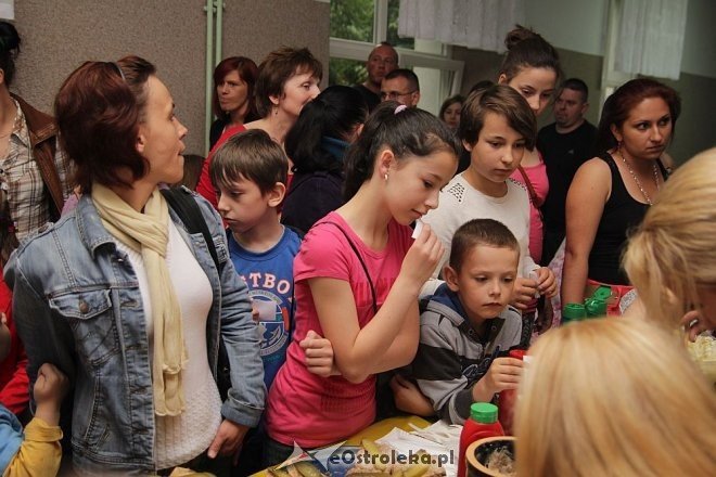 SP nr 5: Festyn rodzinny z okazji Dnia Patrona Szkoły [25.05.2013] - zdjęcie #68 - eOstroleka.pl