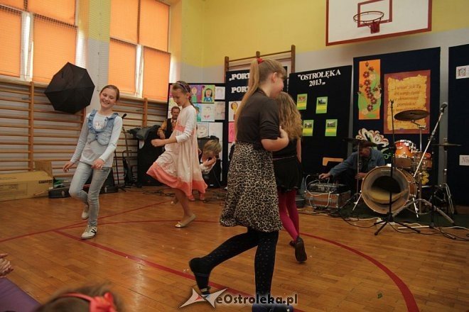 SP nr 5: Festyn rodzinny z okazji Dnia Patrona Szkoły [25.05.2013] - zdjęcie #2 - eOstroleka.pl