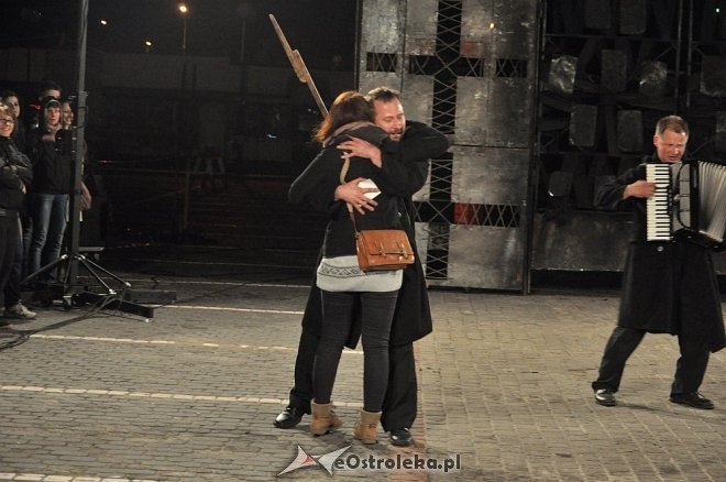 Inqbator Ruchu 2013: Teatr Biuro Podróży - „Carmen Funebre” [25.05.2013] - zdjęcie #42 - eOstroleka.pl