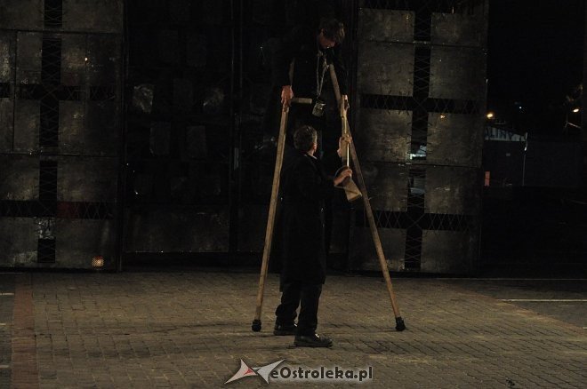 Inqbator Ruchu 2013: Teatr Biuro Podróży - „Carmen Funebre” [25.05.2013] - zdjęcie #37 - eOstroleka.pl