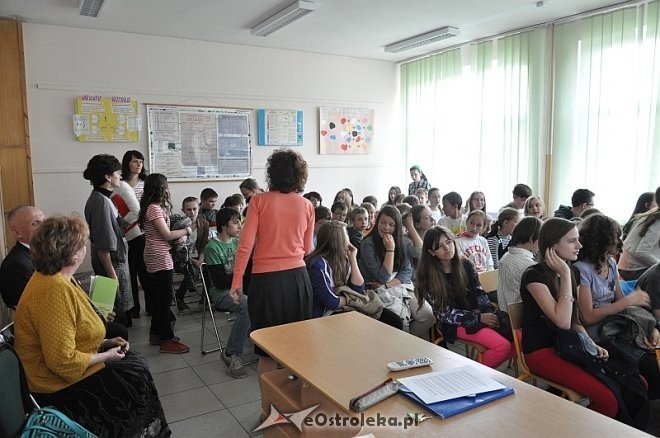 Gimnazjum nr 2: III Forum Naukowych Inspiracji [27.05.2013] - zdjęcie #28 - eOstroleka.pl