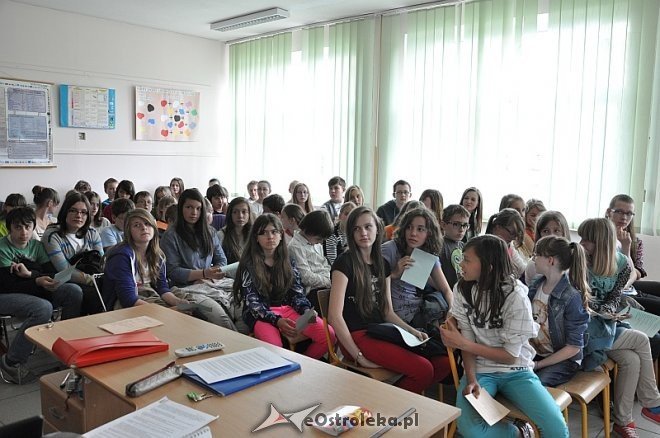 Gimnazjum nr 2: III Forum Naukowych Inspiracji [27.05.2013] - zdjęcie #17 - eOstroleka.pl