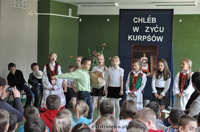 Drugi Dzień Kultury Kurpiowskiej w SP nr 10 [29.05.2013] - zdjęcie #24 - eOstroleka.pl