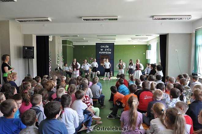 Drugi Dzień Kultury Kurpiowskiej w SP nr 10 [29.05.2013] - zdjęcie #50 - eOstroleka.pl