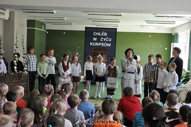 Drugi Dzień Kultury Kurpiowskiej w SP nr 10 [29.05.2013] - zdjęcie #19 - eOstroleka.pl