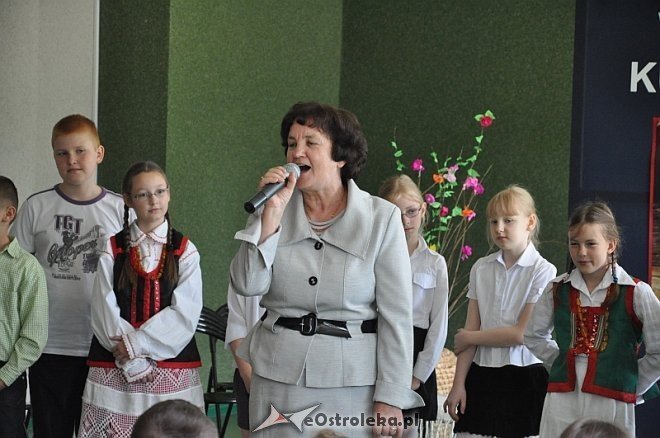 Drugi Dzień Kultury Kurpiowskiej w SP nr 10 [29.05.2013] - zdjęcie #15 - eOstroleka.pl
