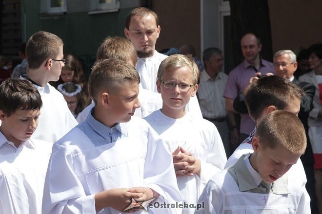 Boże Ciało - procesja w sanktuarium pw. św. Antoniego Padewskiego [30.05.2013] - zdjęcie #32 - eOstroleka.pl