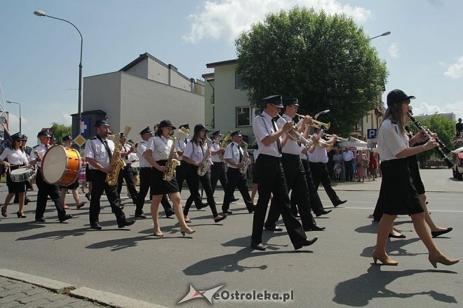 Boże Ciało - procesja w sanktuarium pw. św. Antoniego Padewskiego [30.05.2013] - zdjęcie #52 - eOstroleka.pl