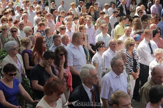 Boże Ciało - procesja w sanktuarium pw. św. Antoniego Padewskiego [30.05.2013] - zdjęcie #107 - eOstroleka.pl