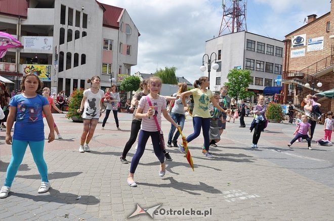 Mini maraton zumby [01.06.2013] - zdjęcie #11 - eOstroleka.pl