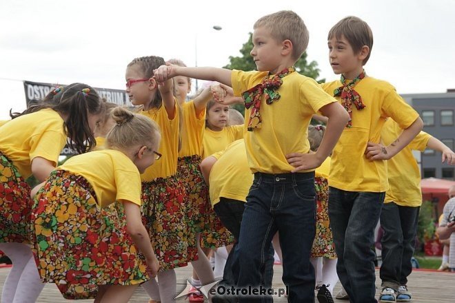 Festyn osiedla Dzieci Polskich [02.06.2013] - zdjęcie #9 - eOstroleka.pl