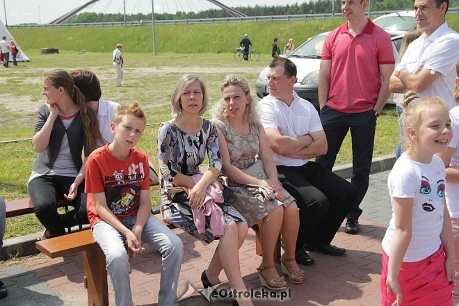 Festyn parafialny „Dobrej zabawy dla całej rodziny” [02.06.2013] - zdjęcie #9 - eOstroleka.pl