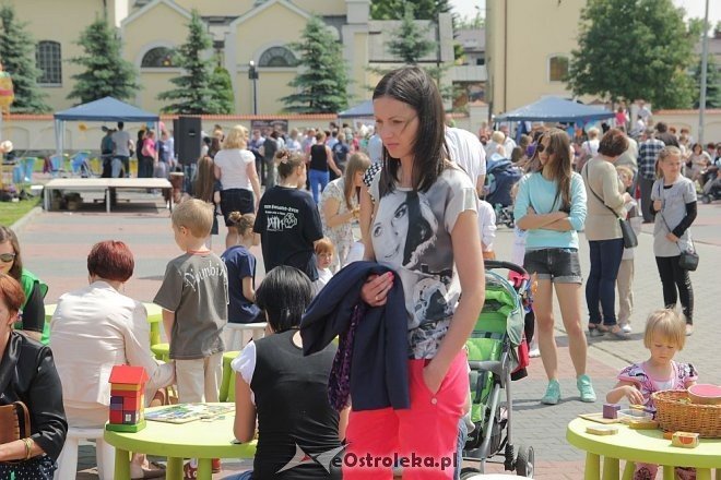 Festyn parafialny „Dobrej zabawy dla całej rodziny” [02.06.2013] - zdjęcie #37 - eOstroleka.pl