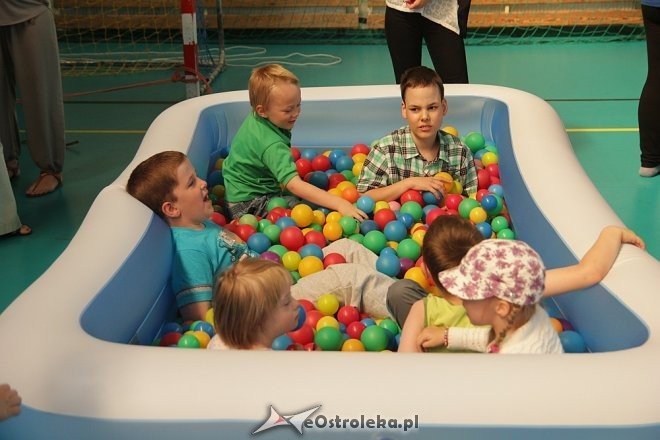 Dzień Dziecka ze SOSW w Ostrołęce [03.06.2013] - zdjęcie #6 - eOstroleka.pl