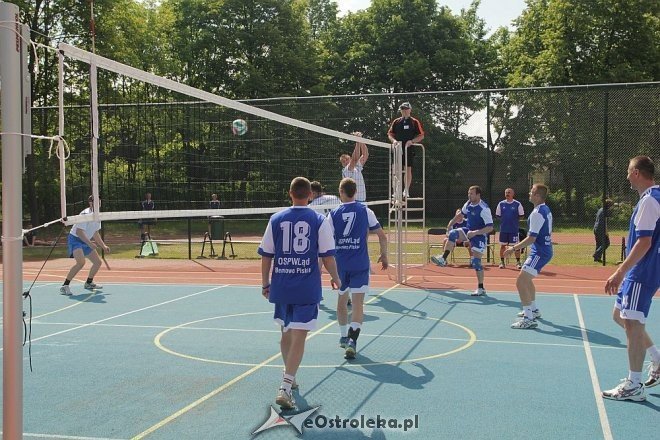 I Turniej Gier Zespołowych w ZSZ nr 2 [04.06.2013] - zdjęcie #50 - eOstroleka.pl