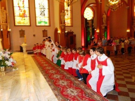 Parafia Zbawiciela Świata: Nowi Ministranci, Lektorzy i Ceremoniarze - zdjęcie #27 - eOstroleka.pl