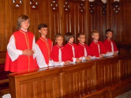 Parafia Zbawiciela Świata: Nowi Ministranci, Lektorzy i Ceremoniarze - zdjęcie #25 - eOstroleka.pl