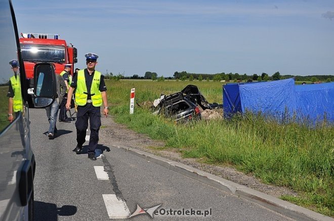 Czernie: Tragiczny wypadek. Nie żyje pięć osób [13.06.2013] - zdjęcie #18 - eOstroleka.pl