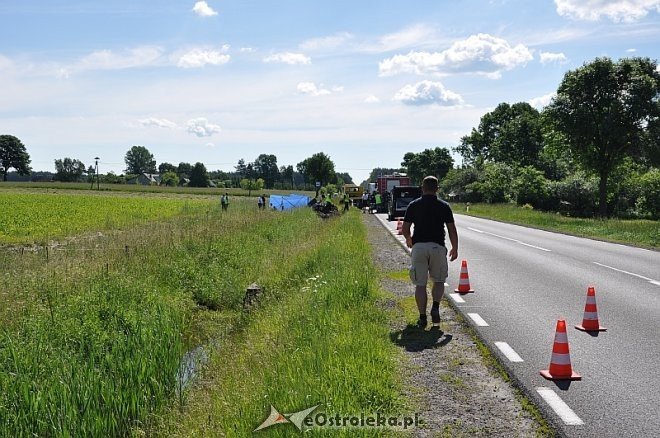 Czernie: Tragiczny wypadek. Nie żyje pięć osób [13.06.2013] - zdjęcie #8 - eOstroleka.pl