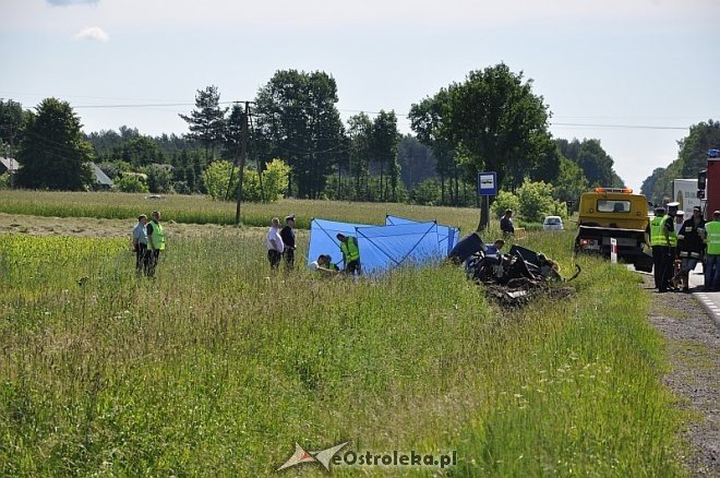 Czernie: Tragiczny wypadek. Nie żyje pięć osób [13.06.2013] - zdjęcie #22 - eOstroleka.pl