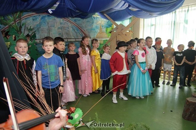 Spektakl Kot w butach w SP 10 [13.06.2013] - zdjęcie #21 - eOstroleka.pl