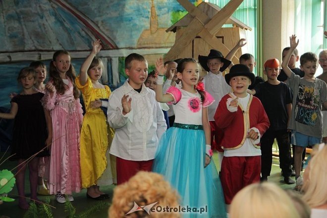Spektakl Kot w butach w SP 10 [13.06.2013] - zdjęcie #7 - eOstroleka.pl