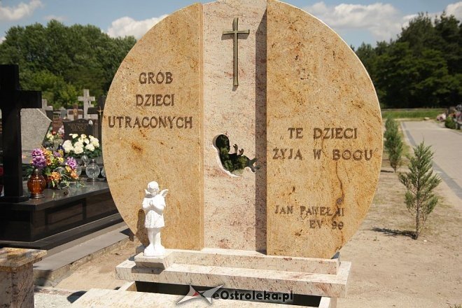 I pogrzeb Dzieci Utraconych [15.06.2013] - zdjęcie #71 - eOstroleka.pl